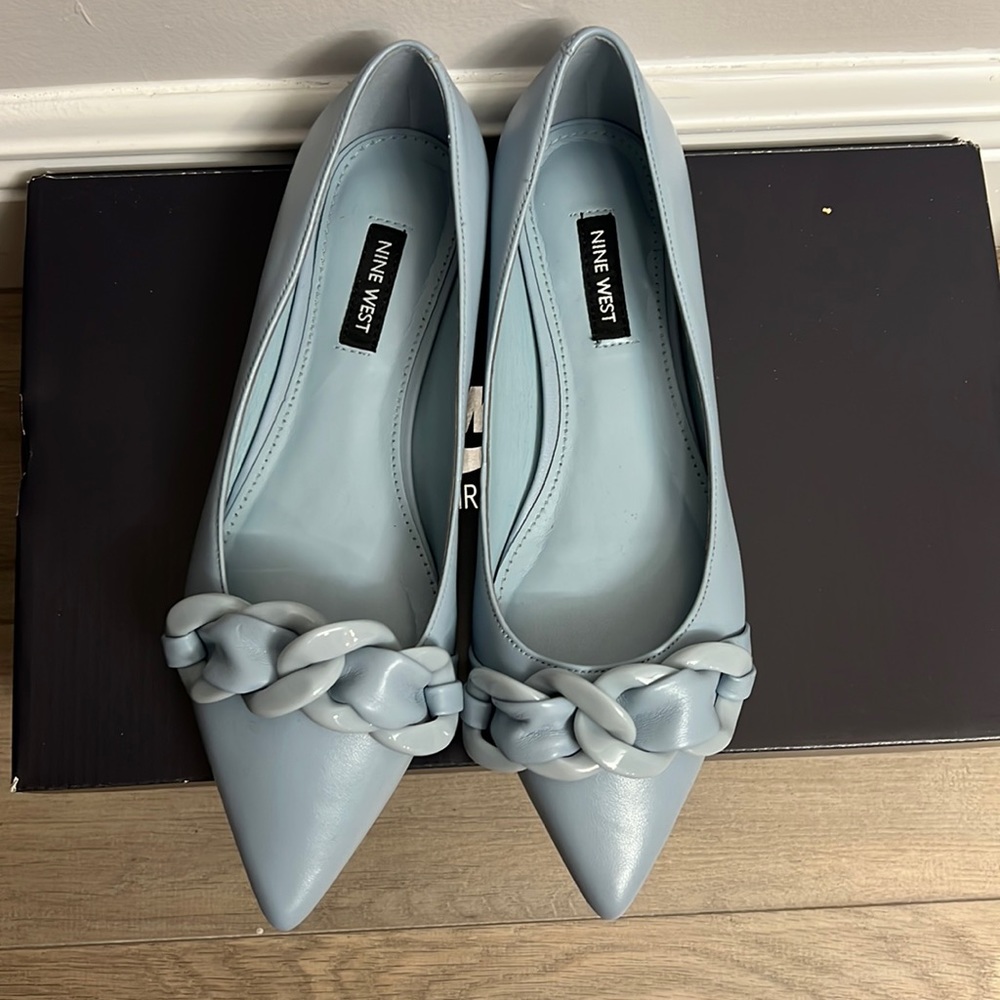 Worn once beautiful baby blue Nine West flats